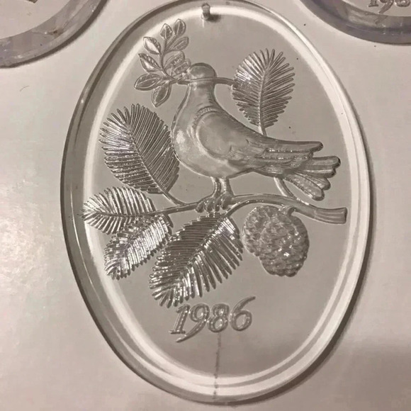 Christmas Ornament Lot Clear Acrylic 1985 1986 - Picture 2 of 7